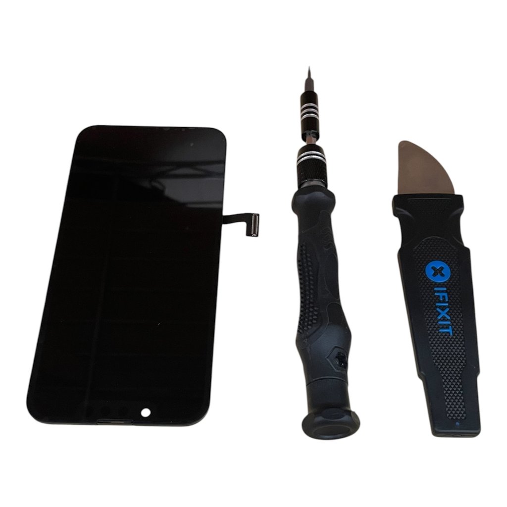 iPhone 13　パネル交換