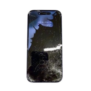 iPhone16 画面割れ 液晶漏れ 液晶パネル交換