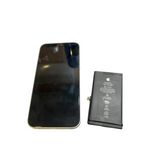 iPhone12 バッテリー交換