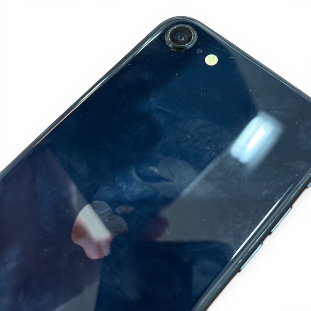 iPhone SE（第3世代） アウトカメラ交換修理