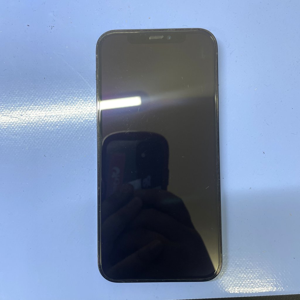 【iPhone12 Pro 液晶交換修理】画面が真っ暗で映らない・タッチ操作できない症状を即日改善！｜前橋市南町