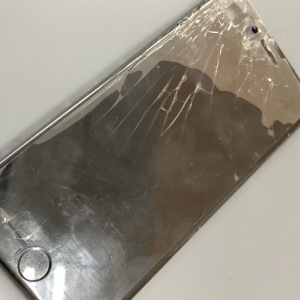 iPhone7 タッチ不能 液晶交換修理| 福生市東町| 液晶交換も即日お渡しで修理対応しております‼︎