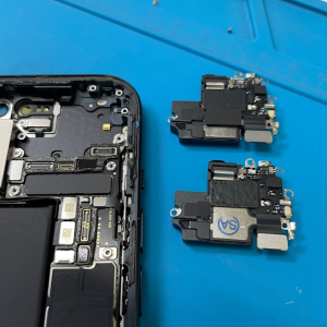 iPhone15イヤースピーカー不具合交換修理 |福生市東町| スピーカー故障もご予約で修理対応しております‼︎