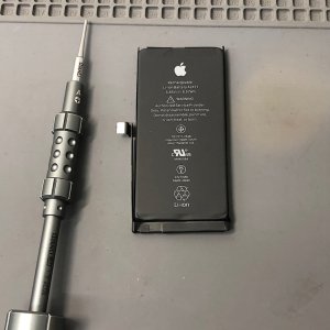 iPhone12ミニ バッテリー交換