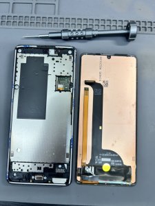 AQUOS Sense6 フロントパネル交換修理