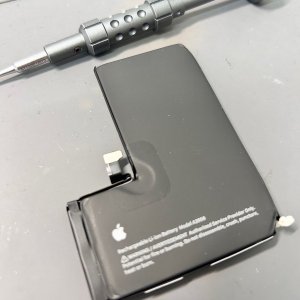 iPhone13Pro バッテリー交換