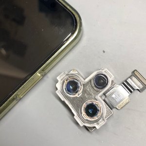 iPhone13Pro アウトカメラ交換