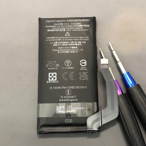 Google pixel 7a バッテリー交換