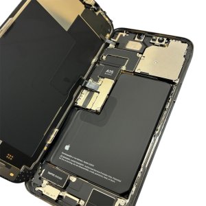 iPhone13ProMax バッテリー交換　札幌市 東区 元町