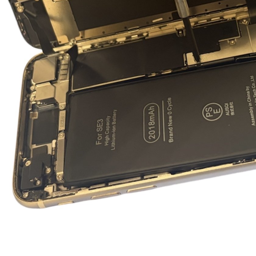 iPhoneSE3　バッテリー交換