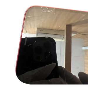 iPhone 12 の画面割れ修理
