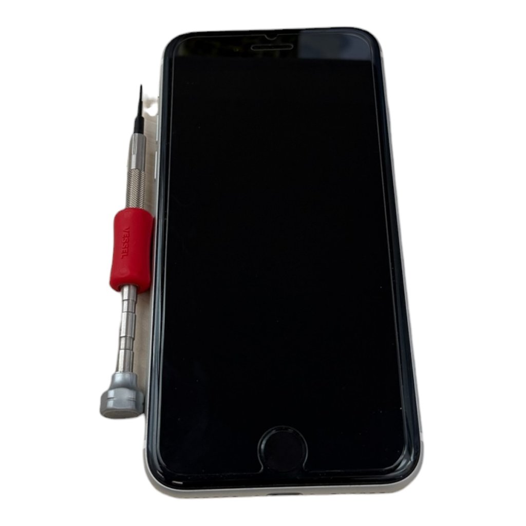 【即日修理！】iPhoneSE2　液晶交換