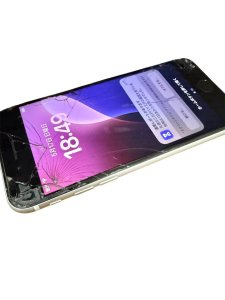 iPhoneSE3 フロントパネル交換