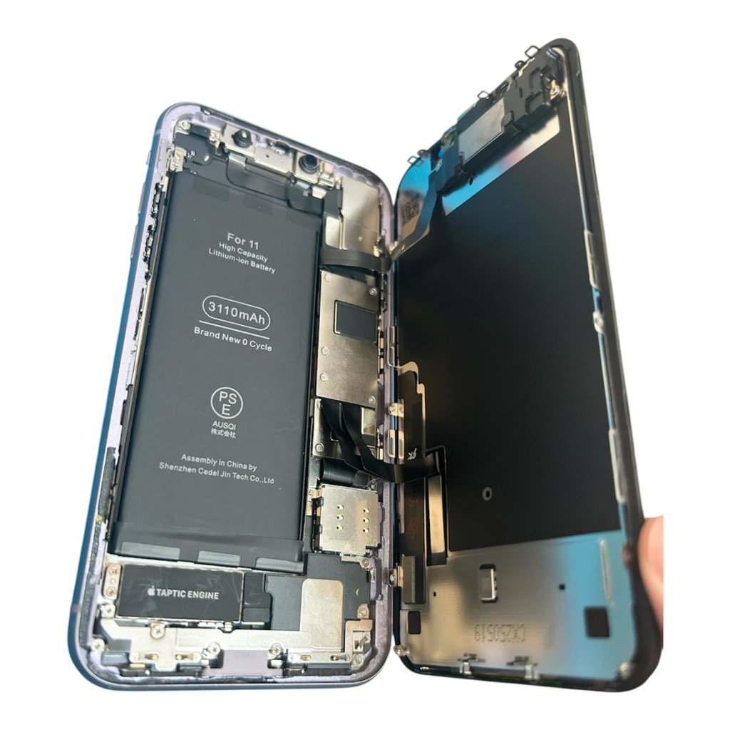 iPhone11　液晶交換修理