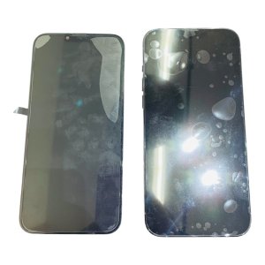 iPhone 13のフロントパネル交換修理