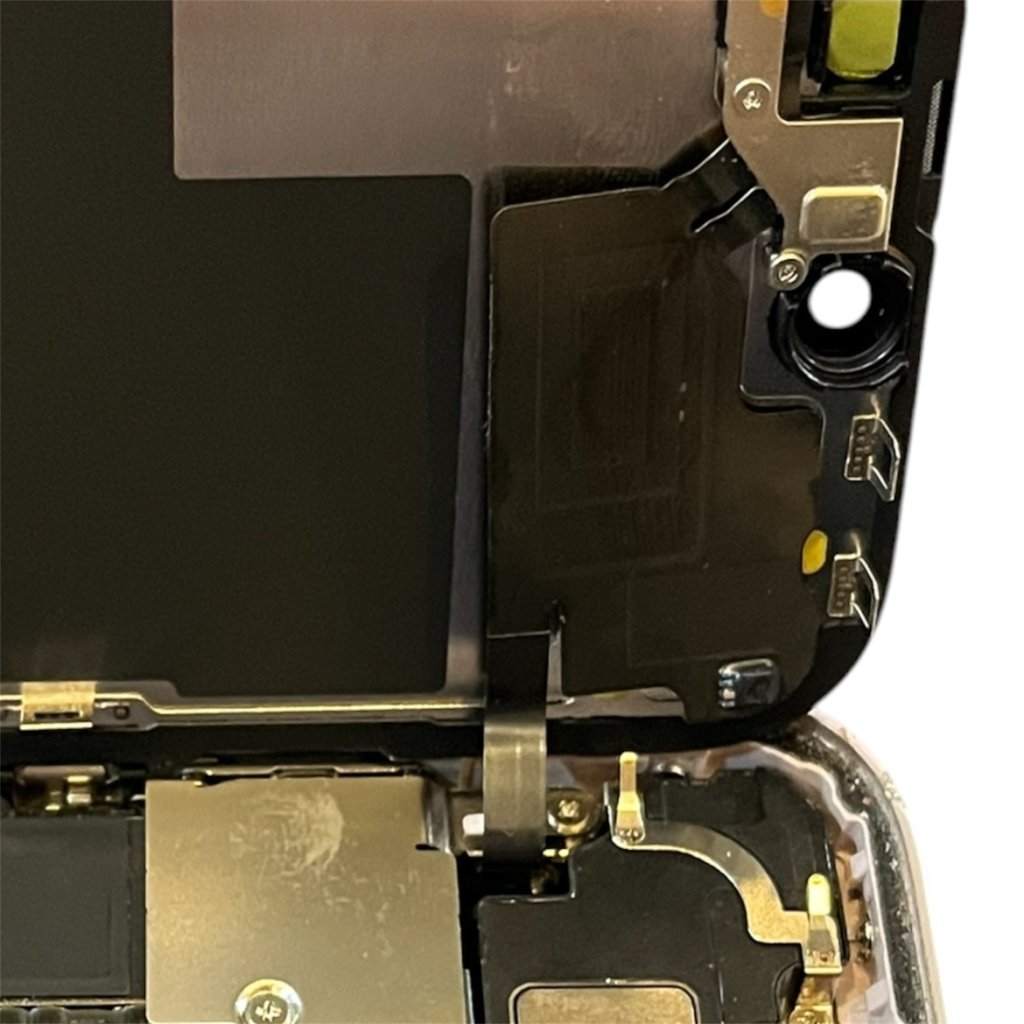 iPhone13　近接センサー交換