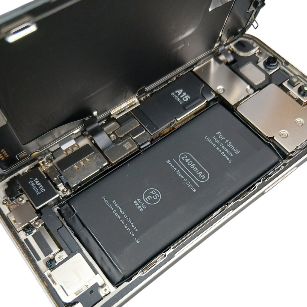 iPhone13mini バッテリー交換