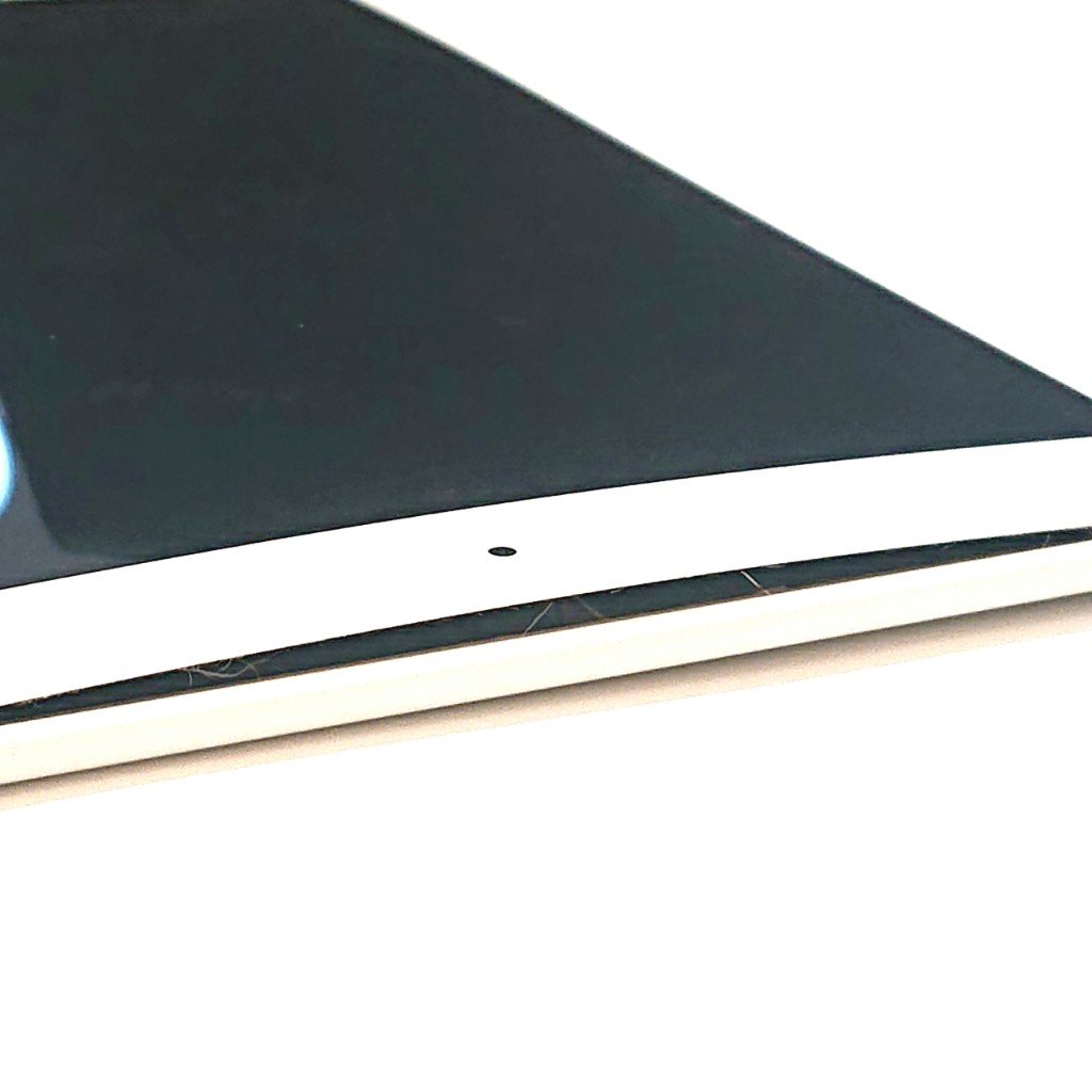iPad Air2 バッテリー膨張 交換修理