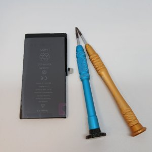 iPhone13　バッテリー交換