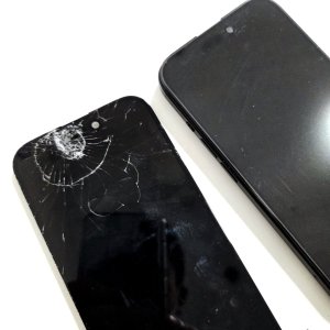 iPhone15Pro 液晶交換