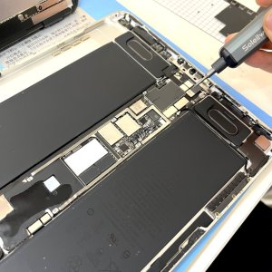 【iPad Pro 第1世代 バッテリー交換】仕事用端末のバッテリー劣化を改善！｜前橋市元総社町