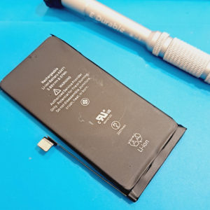iPhone12mini バッテリー交換修理|西多摩郡瑞穂町箱根ヶ崎| 電池交換も即日30分で修理対応しております‼︎
