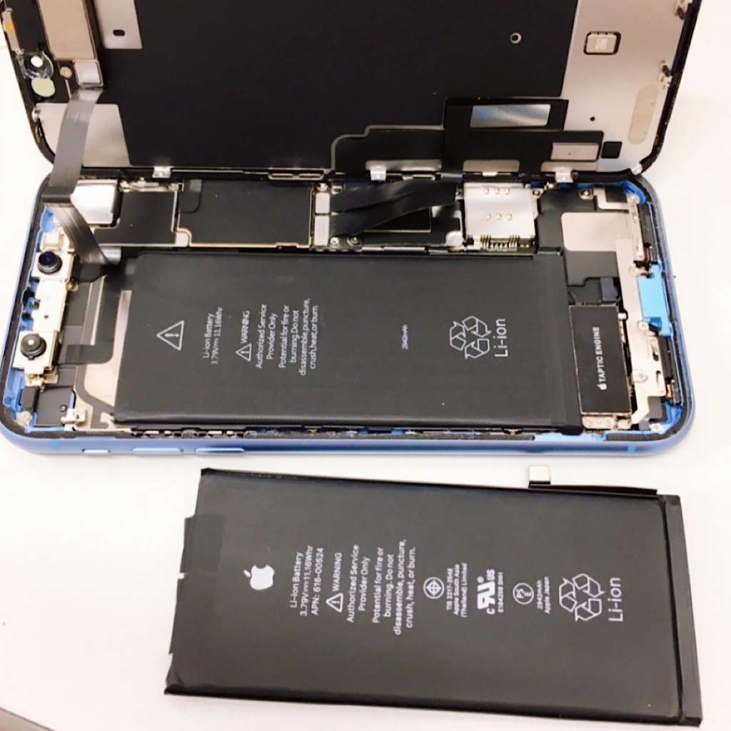 iPhoneXR バッテリー交換修理|あきる野市渕上| 即日30分で修理対応しております‼︎