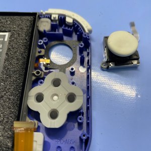 任天堂Switch Lite アナログスティック交換| 昭島市もくせいの杜| Nintendo Switch 修理のお任せ下さい。