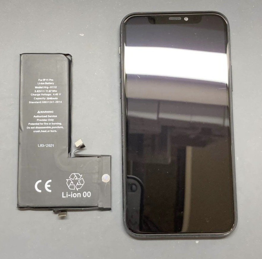 iPhone11Pro 電池交換修理| 羽村市羽加美| バッテリー交換も即日30分お渡しで修理対応しております‼︎