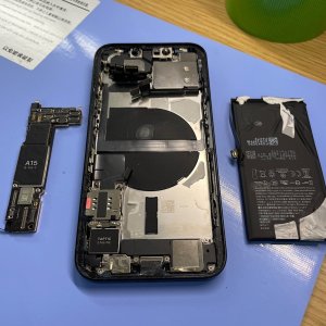 iPhone13プールで水没 点検修理|あきる野市切欠| サマーランドで水没したお客様はお寄り下さい‼︎