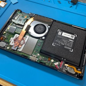 任天堂Switch 電源が入らず‼︎バッテリー交換| 西多摩郡日ノ出町大久野| 予約無し！バッテリー修理も即時対応出来ます！