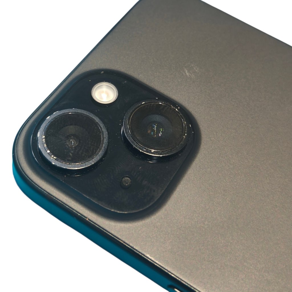 iPhone15 アウトカメラ交換修理