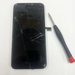 iPhone12 液晶交換