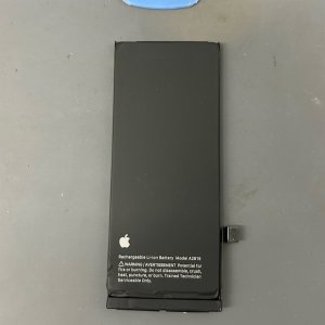 iPhone SE3 バッテリー交換