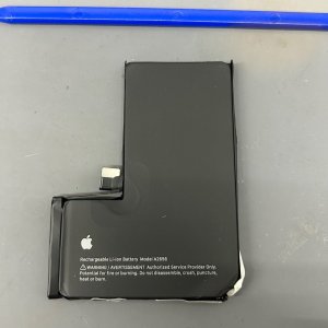 iPhone13Pro バッテリー交換