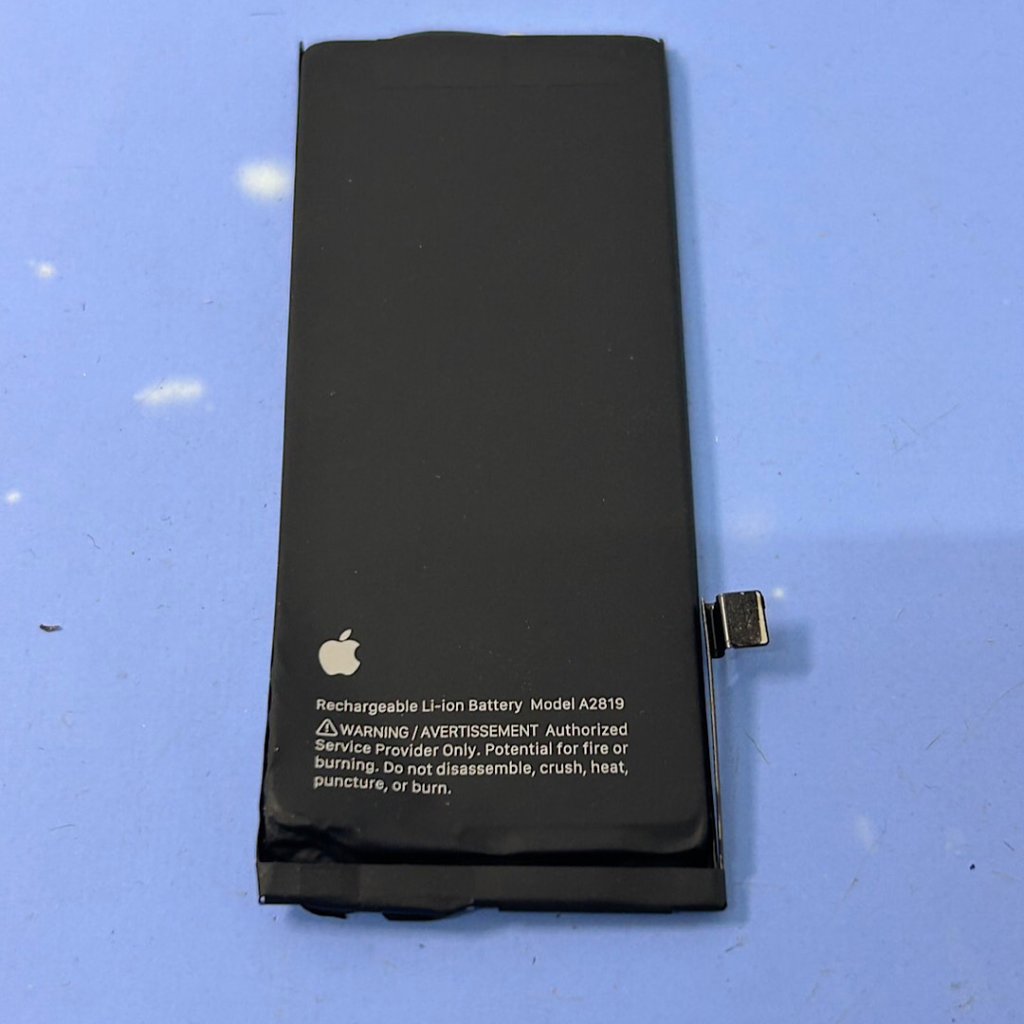 iPhone SE3 バッテリー交換