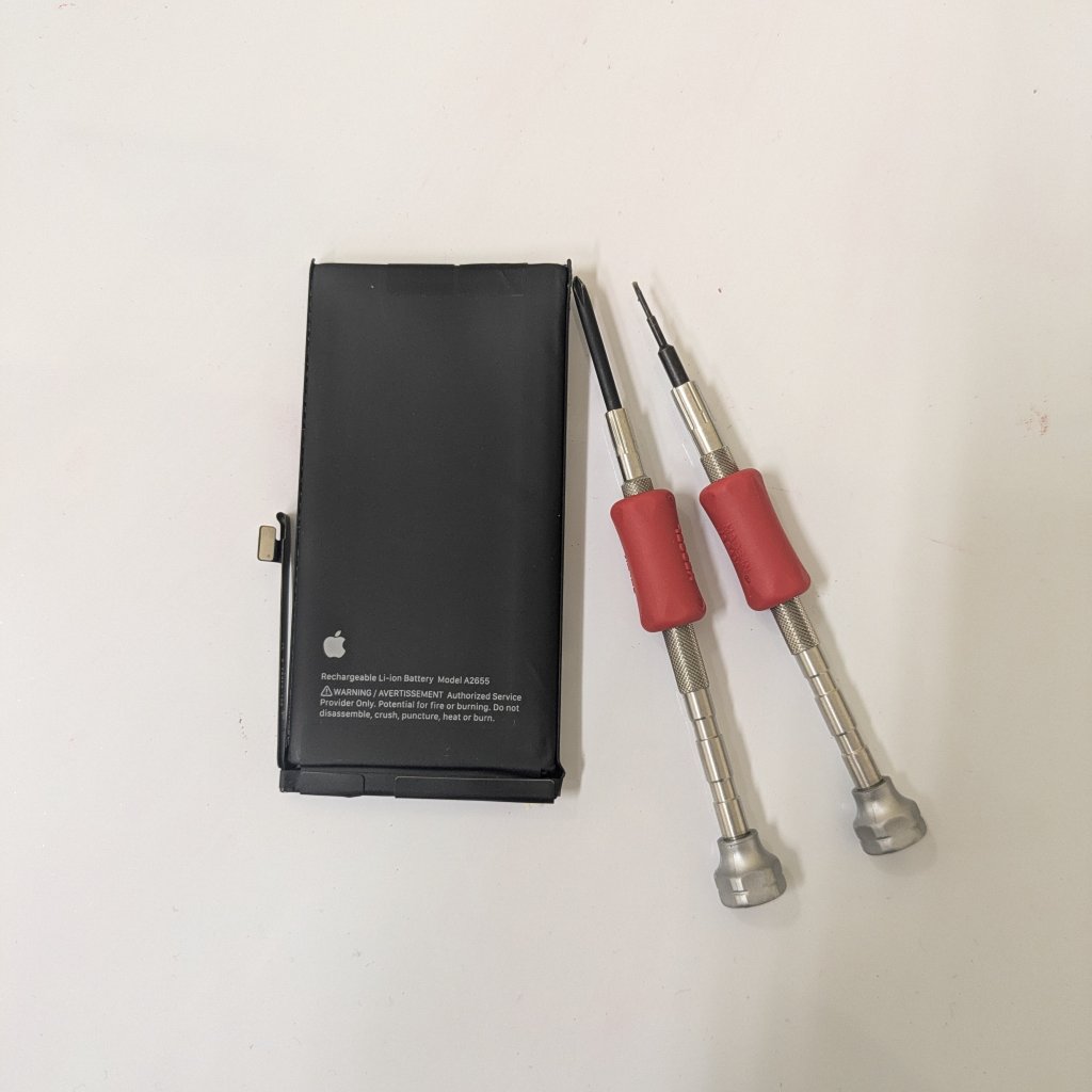 iPhone13　バッテリー交換