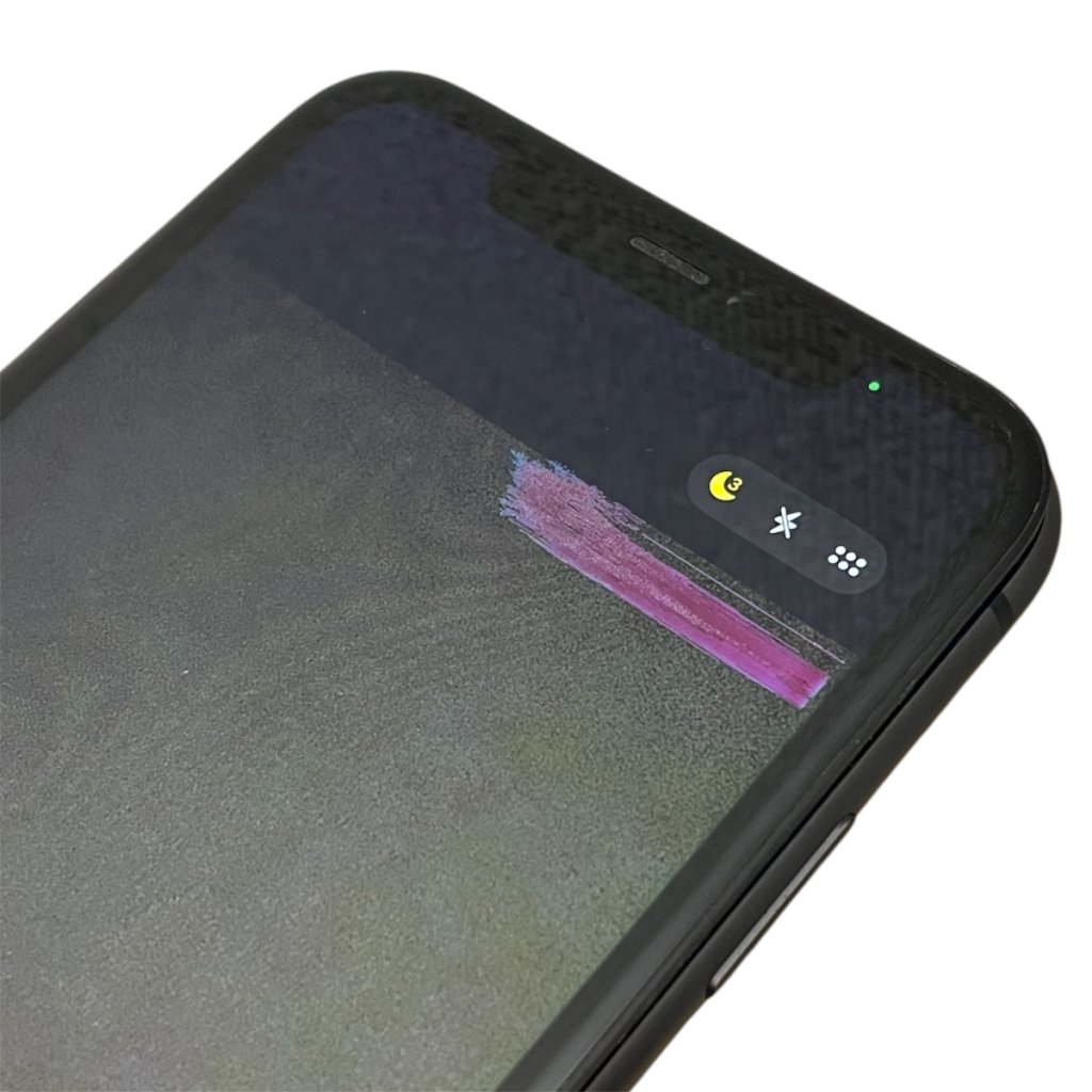 iPhone11 液晶交換修理 液晶にシミ・液晶漏れ・表示不良