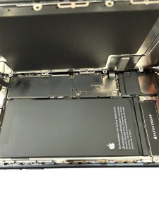 iPhoneSE3 イヤースピーカー修理