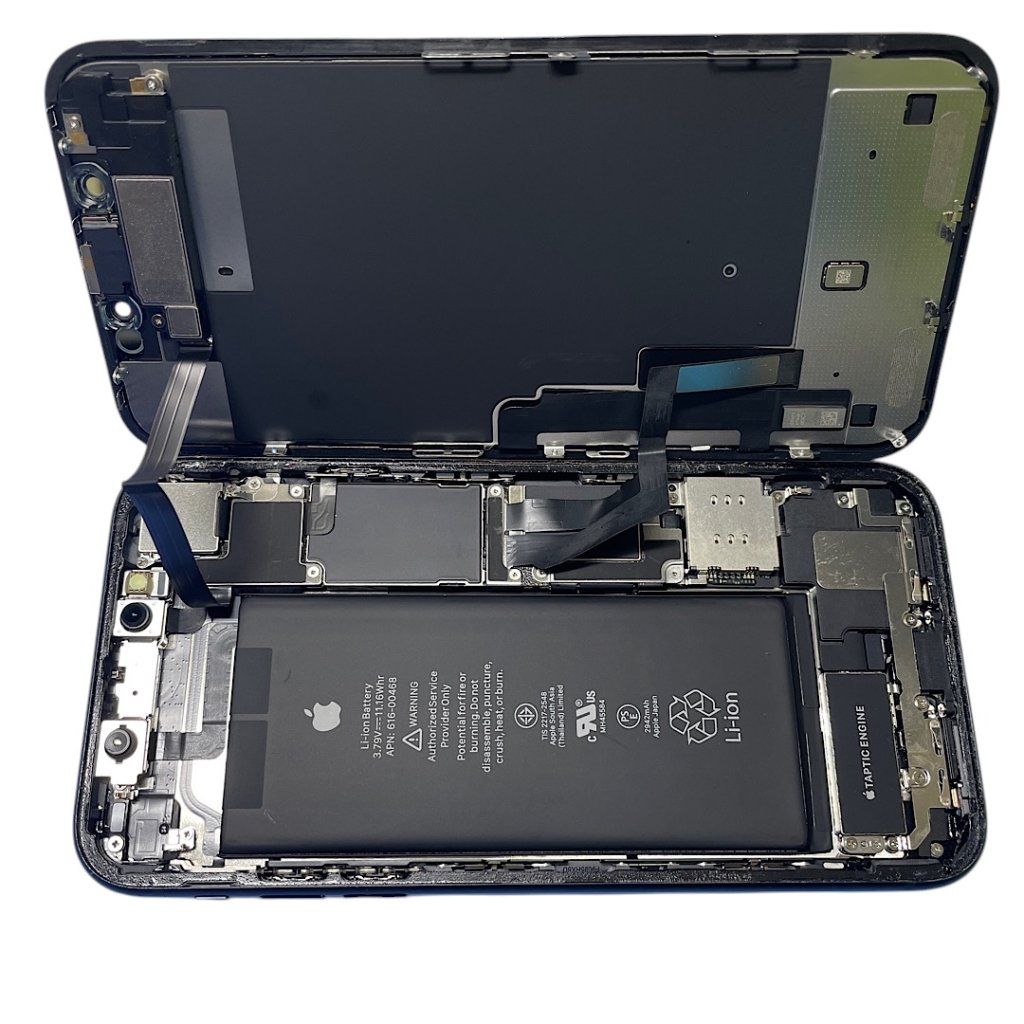 iPhone11バッテリー交換/龍ケ崎市八代町/液晶パネル交換も即日対応致します。