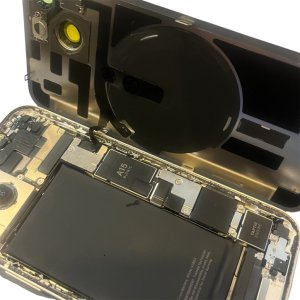 iPhone14　バッテリー交換