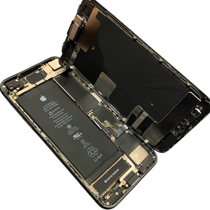 【登別店】iPhoneSE3 バッテリー交換｜最大容量64％の劣化バッテリーを即日交換