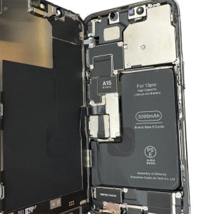 iPhone13Pro バッテリー交換