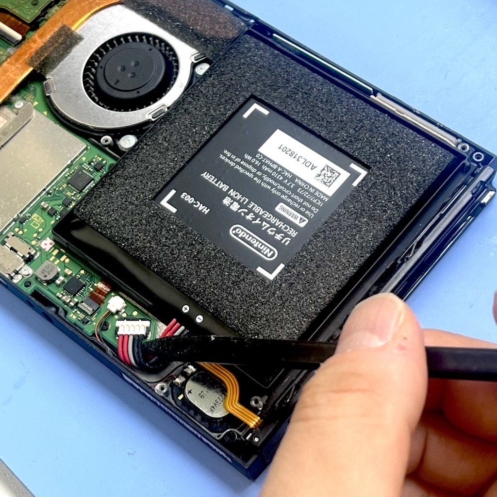 【任天堂 Nintendo Switch バッテリー交換】旅行や外出前に電池持ちを改善！｜高崎市中居町