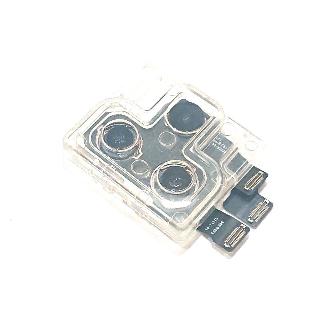 iPhone11Pro アウトカメラ修理