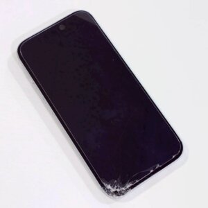 iPhone15 フロントパネル交換