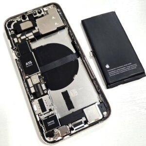 iPhone13 バッテリー交換