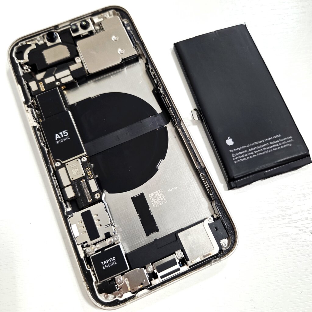 iPhone13 バッテリー交換