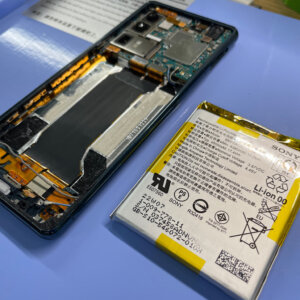 アンドロイド携帯修理もお任せ下さい| 羽村市小作台| ソニーのエクスペリアを電池交換しました‼︎