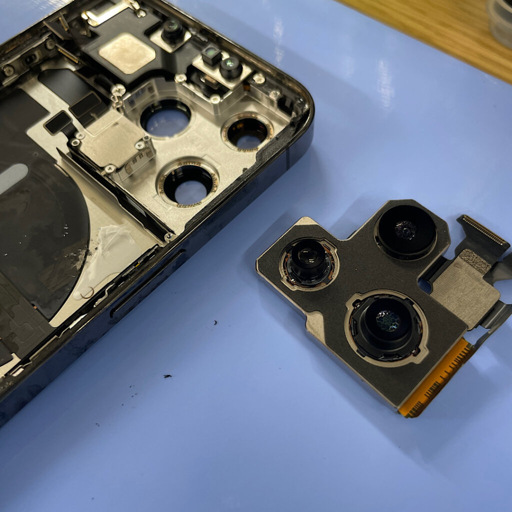 iPhone 13proMax 撮影出来ない！カメラ交換| 西多摩郡瑞穂町箱根ヶ崎|  iPhoneのカメラ交換ご予約にて対応いたします！